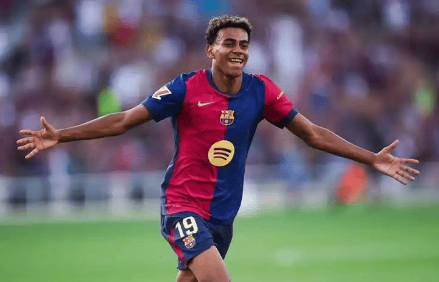 超级白人组合：LOGO、妖刀、AK-47、冰箱、约基奇