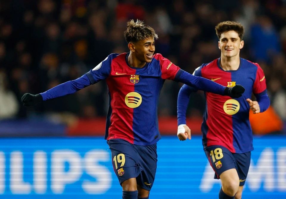 《银与绯》定档6月26日，哥特暗黑世界全球同步上线！