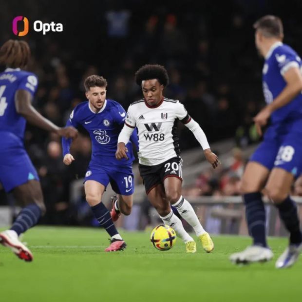 3天狂卖800万套，褒贬不一的《怪物猎人：荒野》依旧赚麻了