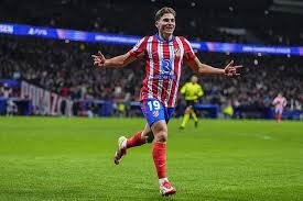 中职球员薪资结构受关注